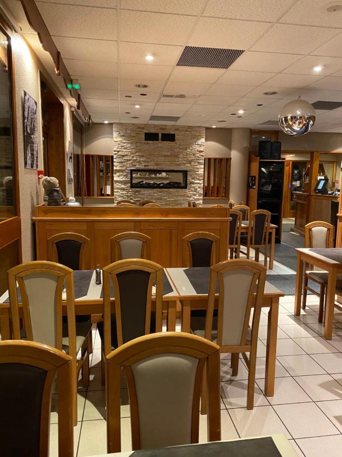 Le Chardon Bleu Hotell Risoul Eksteriør bilde